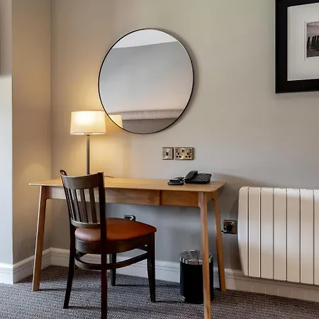 Coachmans Townhouse Отель Кенмар