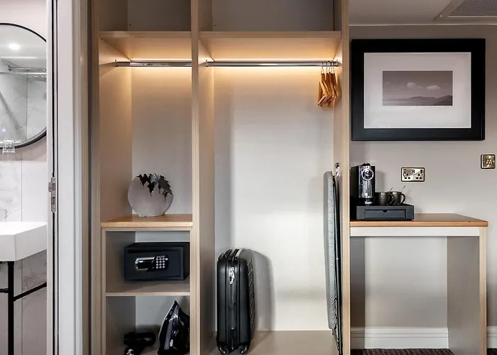 Coachmans Townhouse Hotel 3*